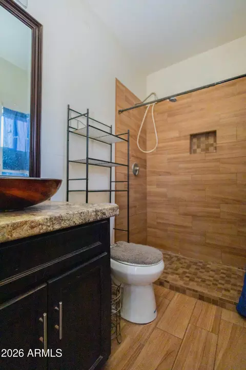 Bath - 1401 E 13th St E, Douglas, AZ 85607 photo 1 of 1