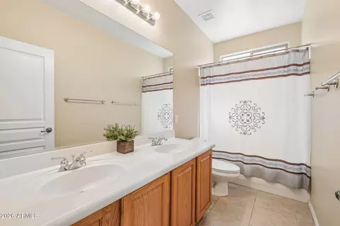 Bath - 3349 W Montello Rd, Phoenix, AZ 85086 photo 3 of 3