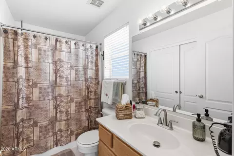 Bath - 1034 W 13th Ave, Apache Junction, AZ 85120 photo 1 of 2
