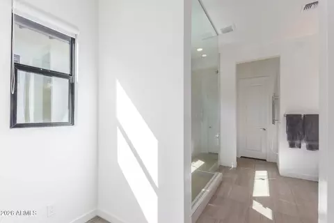 Entry Way - 837 E Monte Way, Phoenix, AZ 85042 photo 4 of 4