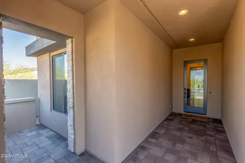 Entry Way - 837 E Monte Way, Phoenix, AZ 85042 photo 1 of 4