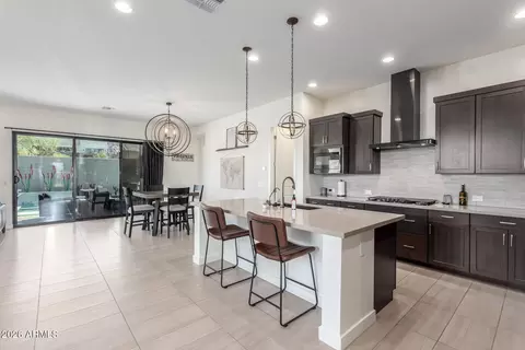 Kitchen - 837 E Monte Way, Phoenix, AZ 85042 photo 1 of 4