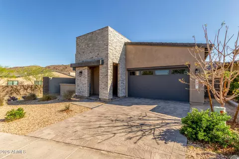 Exterior - 837 E Monte Way, Phoenix, AZ 85042 photo 2 of 8
