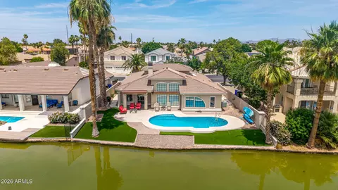 View/Area - 2111 E Gondola Ln, Gilbert, AZ 85234 photo 4 of 16