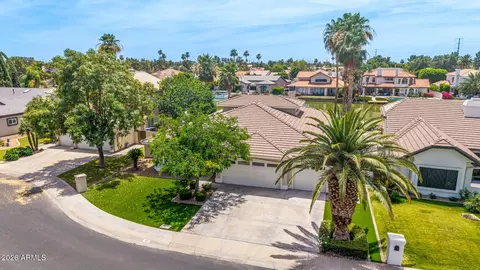 View/Area - 2111 E Gondola Ln, Gilbert, AZ 85234 photo 1 of 16