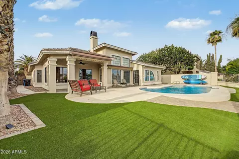 Exterior - 2111 E Gondola Ln, Gilbert, AZ 85234 photo 10 of 15