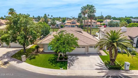 View/Area - 2111 E Gondola Ln, Gilbert, AZ 85234 photo 2 of 16