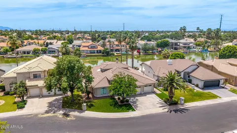 View/Area - 2111 E Gondola Ln, Gilbert, AZ 85234 photo 5 of 16