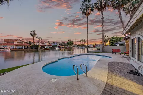 Exterior - 2111 E Gondola Ln, Gilbert, AZ 85234 photo 8 of 15