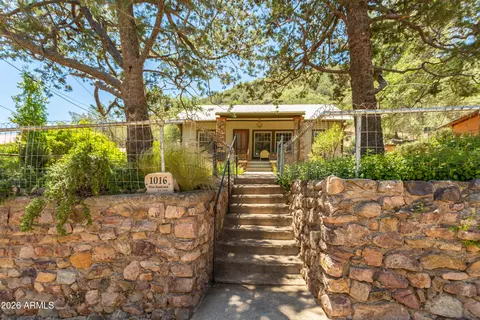 1016 West Blvd, Bisbee, AZ 85603 photo 2
