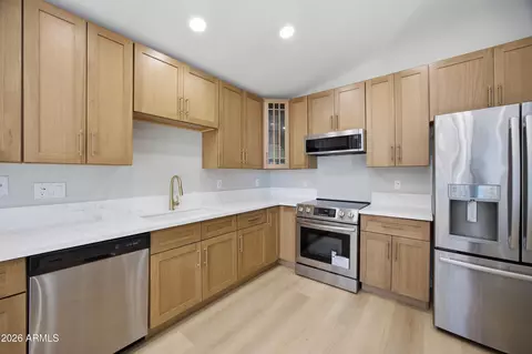 Kitchen - 8017 E Osage Ave, Mesa, AZ 85212 photo 3 of 5