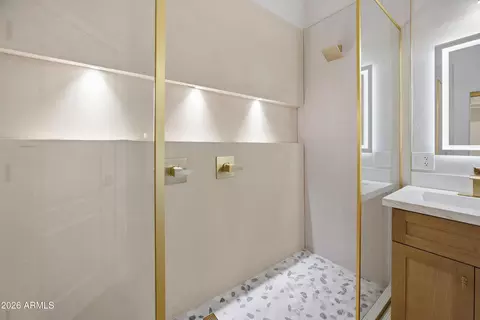 Bath - 8017 E Osage Ave, Mesa, AZ 85212 photo 3 of 5