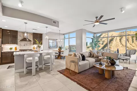 140 E Rio Salado Pkwy #1101, Tempe, AZ 85281