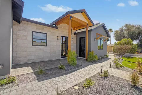 5145 E Pinchot Ave, Phoenix, AZ 85018