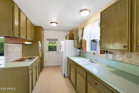 3907 W State Ave, Phoenix, AZ 85051 photo 6