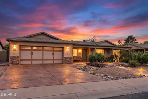 211 E Papago Dr, Tempe, AZ 85288