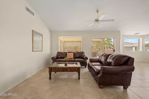 Living - 7815 E Navarro Ave, Mesa, AZ 85209 photo 2 of 3