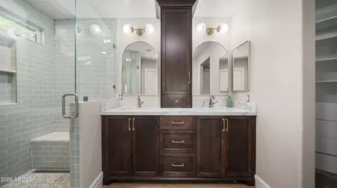 Bath - 11223 E Ramona Ave, Mesa, AZ 85212 photo 1 of 4