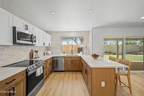 302 N 166th Ln, Goodyear, AZ 85338