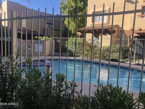Exterior - 1446 E Grovers Ave #9, Phoenix, AZ 85022 photo 4 of 5