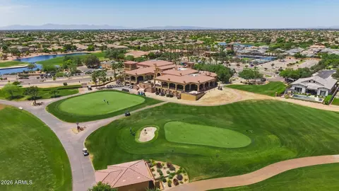 View/Area - 4262 E Meadowview Dr, Gilbert, AZ 85298 photo 8 of 10