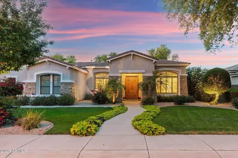 Exterior - 4262 E Meadowview Dr, Gilbert, AZ 85298 photo 1 of 15