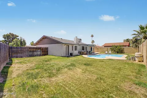 1727 N Summer Cir, Mesa, AZ 85203