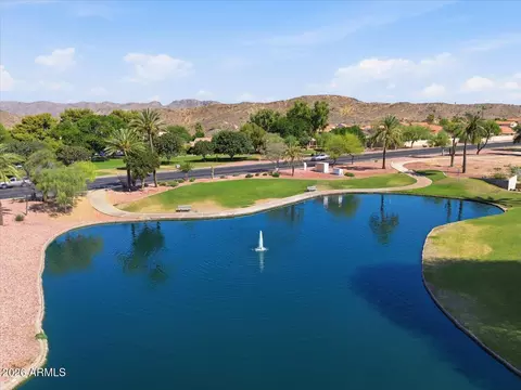 View/Area - 4313 E Raven Rd, Phoenix, AZ 85044 photo 9 of 10