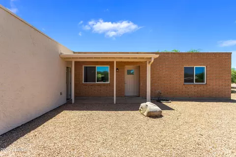 2061 N Laurel Pl, Huachuca City, AZ 85616