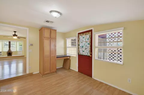 Entry Way - 1116 E Cinnabar Ave, Phoenix, AZ 85020 photo 2 of 2