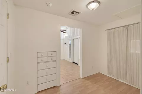 Entry Way - 1116 E Cinnabar Ave, Phoenix, AZ 85020 photo 1 of 2