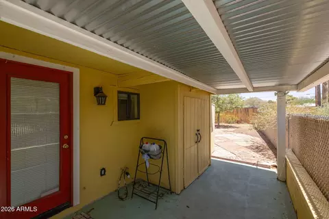 Exterior - 1116 E Cinnabar Ave, Phoenix, AZ 85020 photo 5 of 7