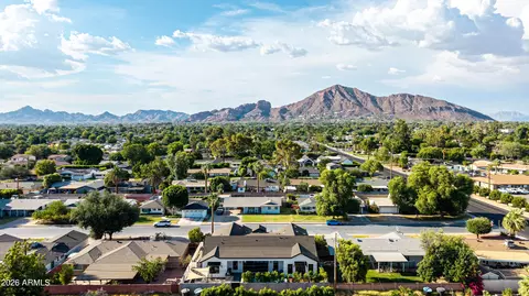 View/Area - 5145 E Pinchot Ave, Phoenix, AZ 85018 photo 4 of 4