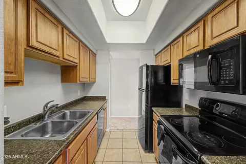 Kitchen - 3434 E Baseline Rd #164, Phoenix, AZ 85042 photo 1 of 3