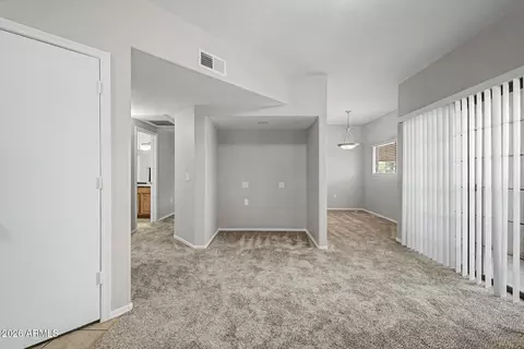 Living - 3434 E Baseline Rd #164, Phoenix, AZ 85042 photo 2 of 4