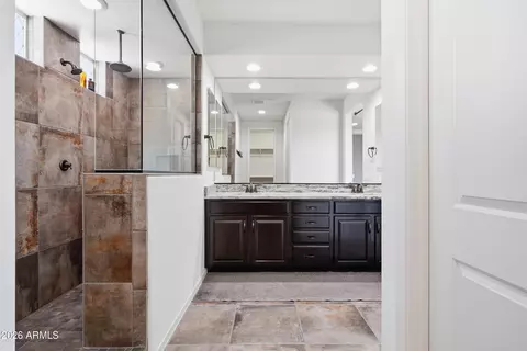 Bath - 9710 E Tumbleweed Ave, Mesa, AZ 85212 photo 3 of 5