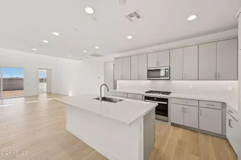 Kitchen - 6250 S Archer --, Mesa, AZ 85212 photo 1 of 6