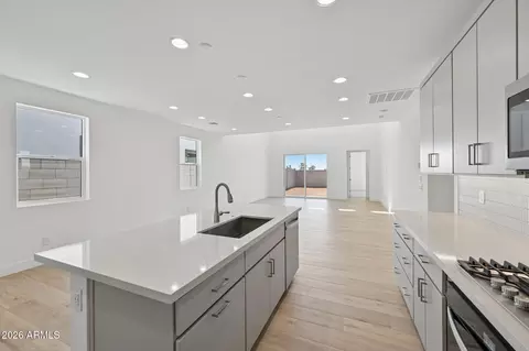 Kitchen - 6250 S Archer --, Mesa, AZ 85212 photo 4 of 6