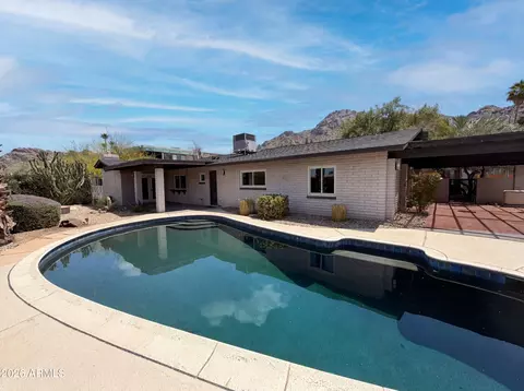 Exterior - 2244 E Nicolet Ave, Phoenix, AZ 85020 photo 2 of 10