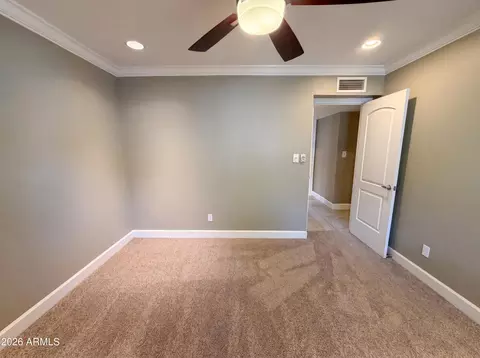 Bedroom - 2244 E Nicolet Ave, Phoenix, AZ 85020 photo 7 of 8