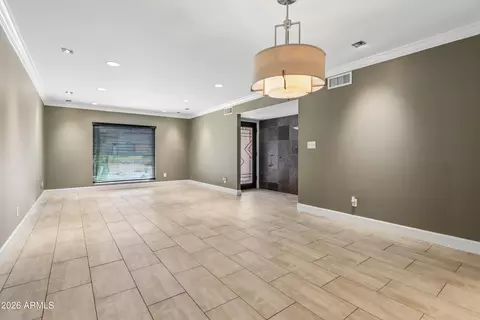 Living - 2244 E Nicolet Ave, Phoenix, AZ 85020 photo 4 of 4