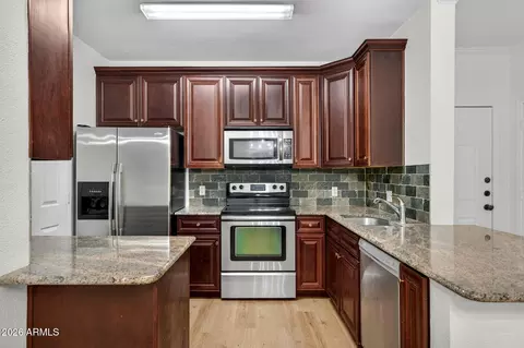 Kitchen - 5401 E Van Buren St #3077, Phoenix, AZ 85008 photo 1 of 3