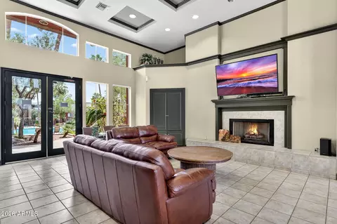 Living - 5401 E Van Buren St #3077, Phoenix, AZ 85008 photo 5 of 5