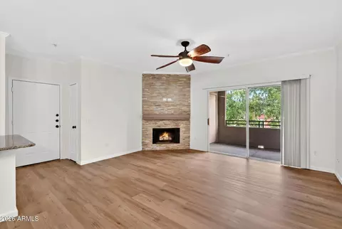 Living - 5401 E Van Buren St #3077, Phoenix, AZ 85008 photo 3 of 5