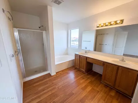 Bath - 2753 E Northridge Cir, Mesa, AZ 85213 photo 1 of 5