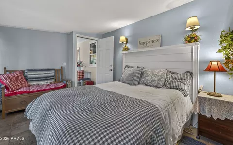 Bedroom - 3909 E Pine Cone Dr, Williams, AZ 86046 photo 2 of 4