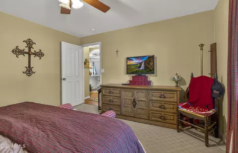 Bedroom - 3909 E Pine Cone Dr, Williams, AZ 86046 photo 3 of 4