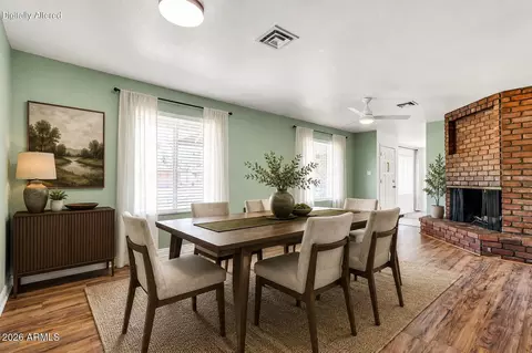 1253 E Indigo St, Mesa, AZ 85203