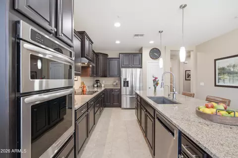 Kitchen - 3642 E Ficus Way, Gilbert, AZ 85298 photo 5 of 6