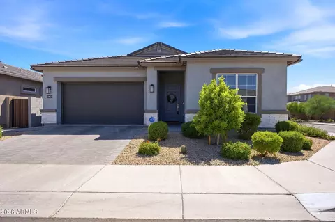 Exterior - 5963 E Lone Cactus Rd, Phoenix, AZ 85054 photo 2 of 6
